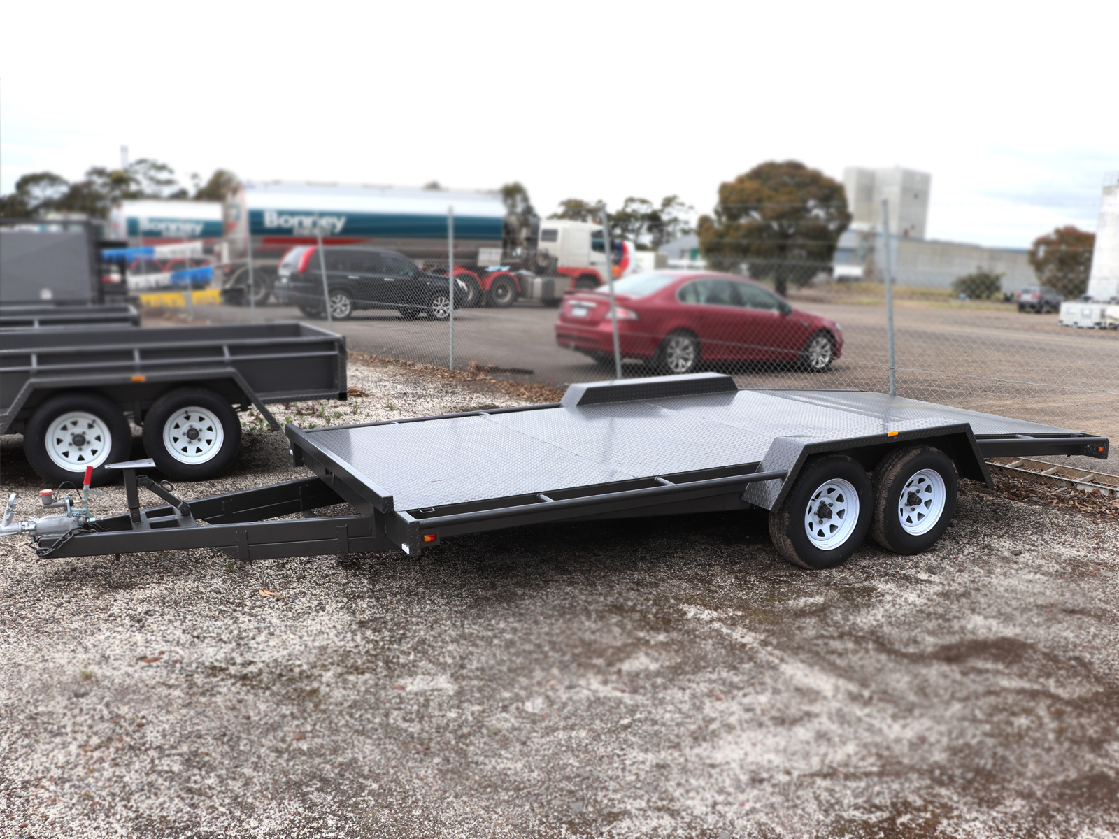 16x6'6" Tandem Axle Semi Flat Top Car Carrier Trailer for Sale Beaver Tail