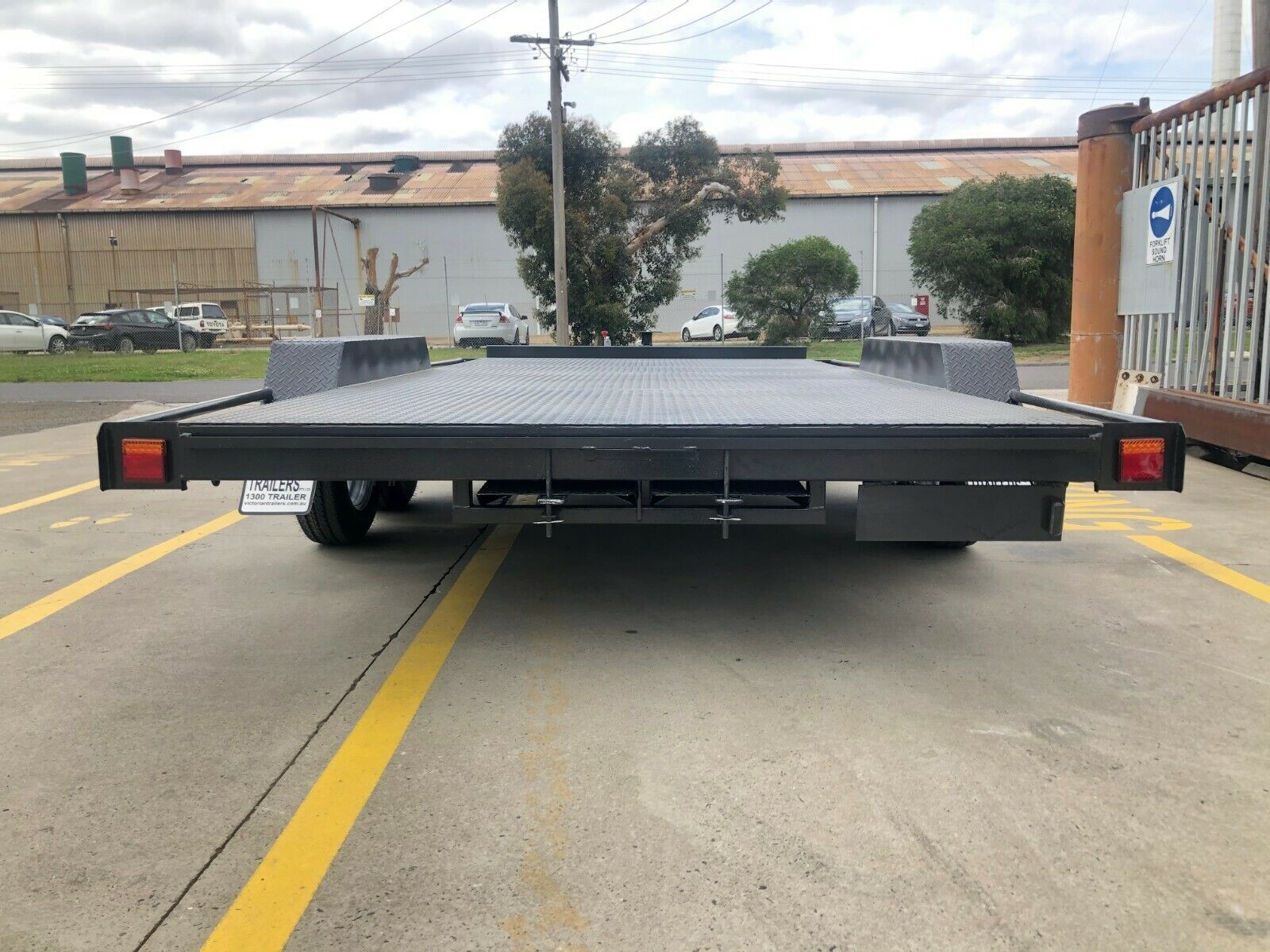 16x66 Semi Flat Top Car Trailer for Sale in Melbourne Victoria