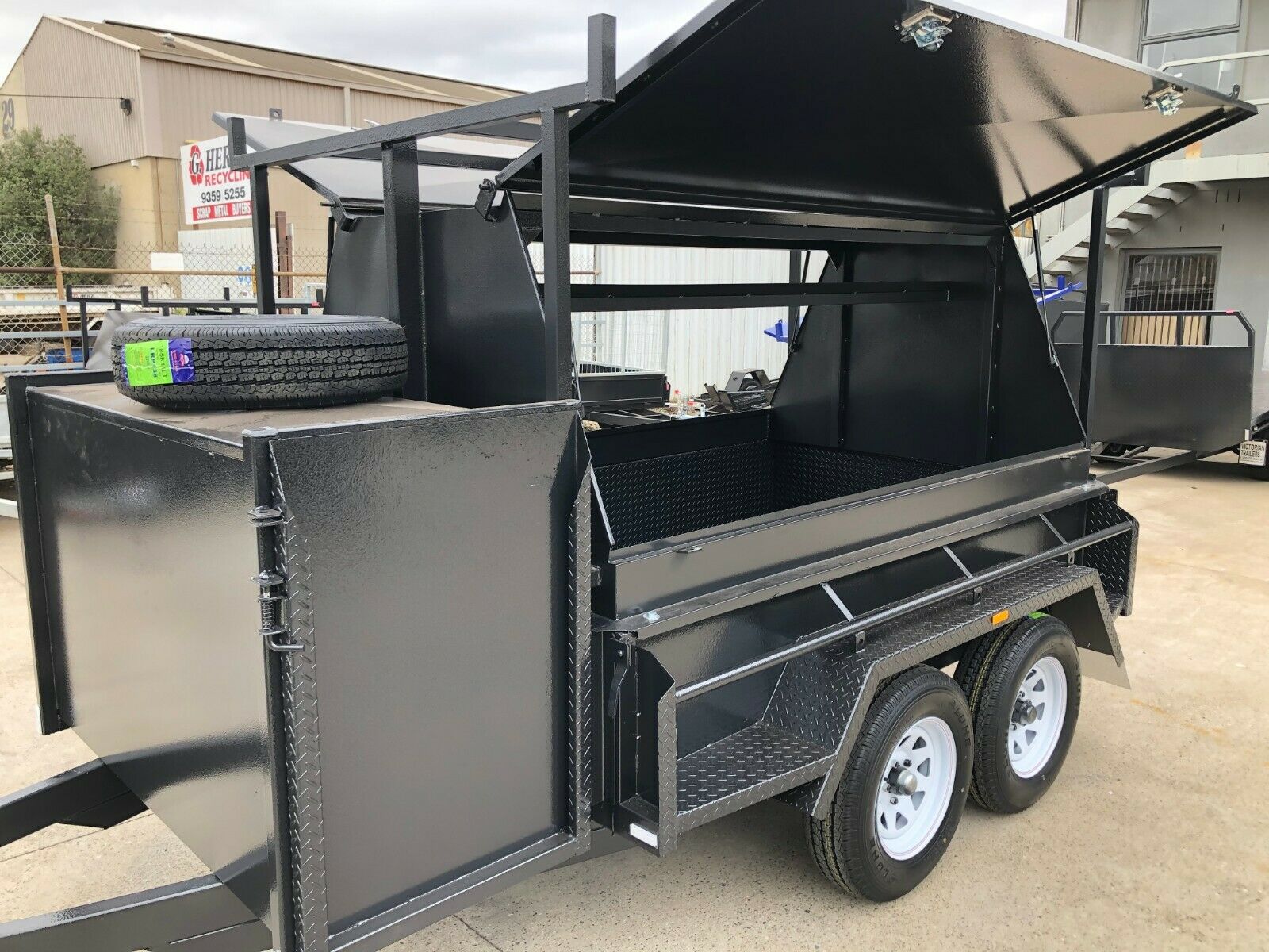 8x5 Heavy Duty Tandem Axel Tradesman Trailer with 900m Tradie Top