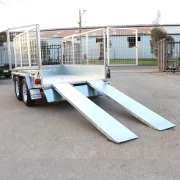 8x5 trailer with ramp